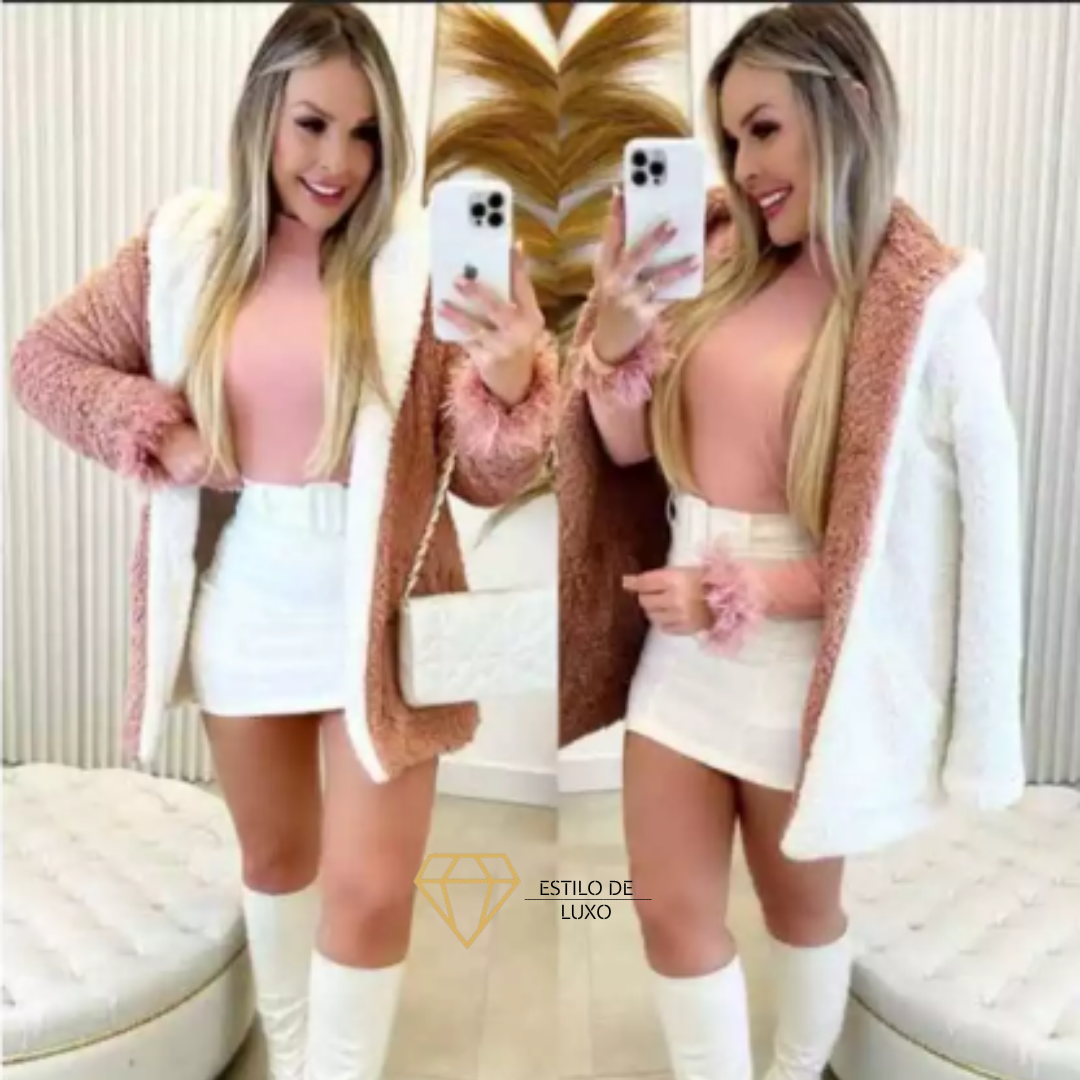 Casaco Teddy Dupla face Com Capuz e Bolso